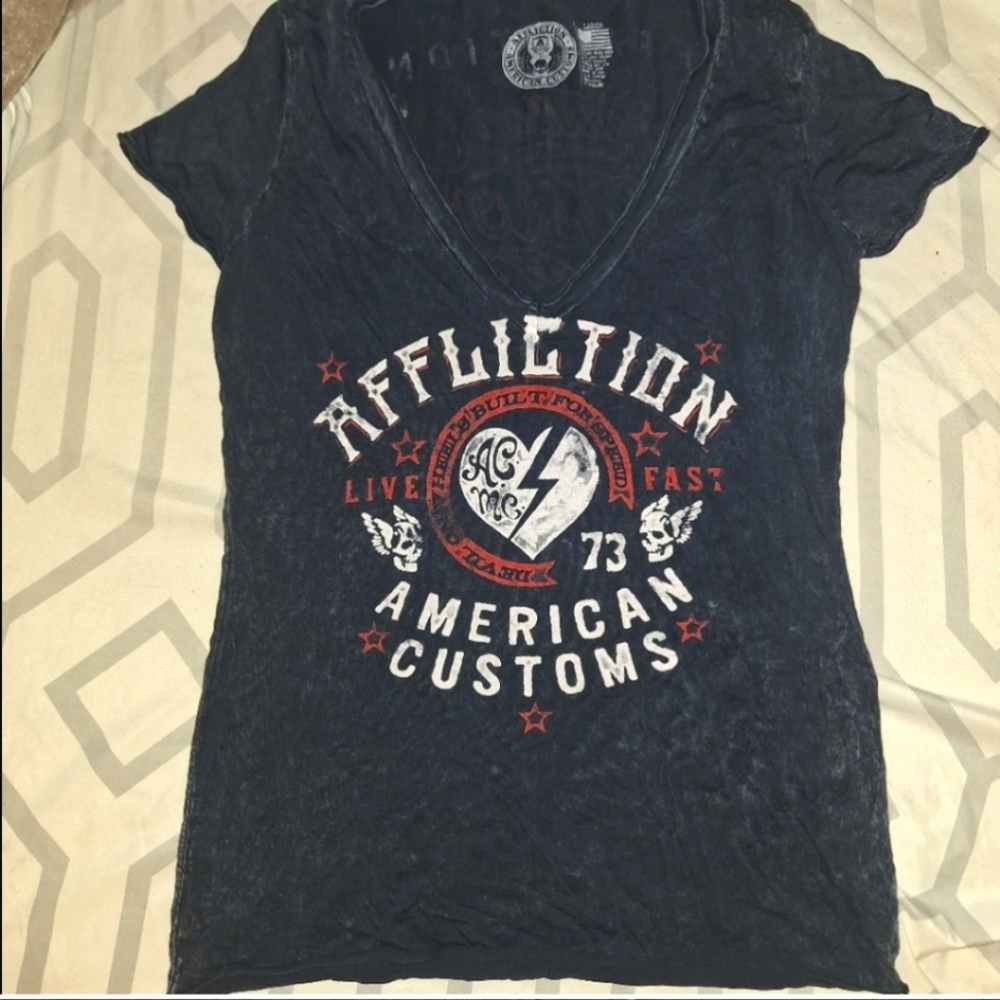 Affliction Women's Black Graphic V-Neck Top